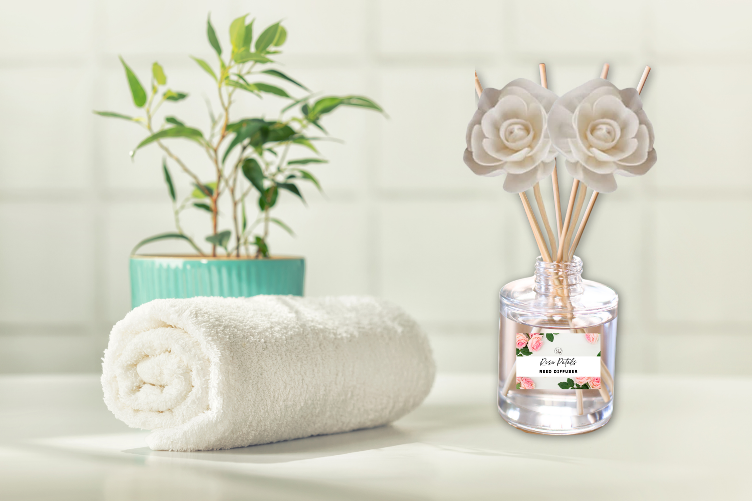 Clean & Fresh Reed Diffuser Collection – Crisp Linen, Cotton & Citrus-Inspired Aromas for a Bright, Airy Home